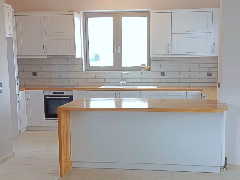 Κουζίνα από κόντρα πλακέ